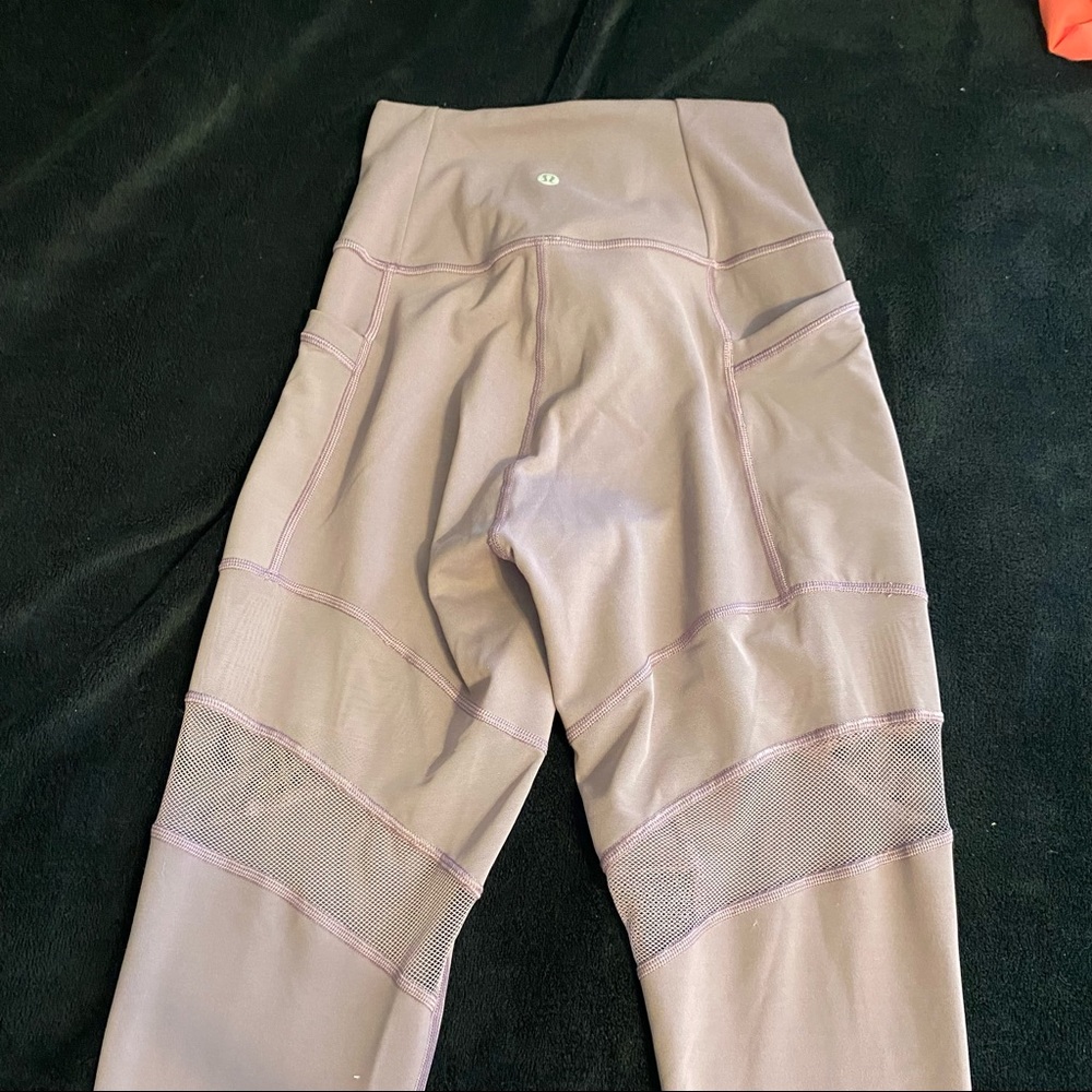 Lululemon full length Barry’s leggings purple